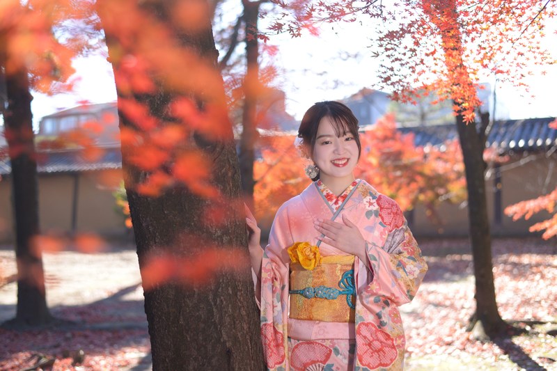 Coming-of-age autumn location at Toji